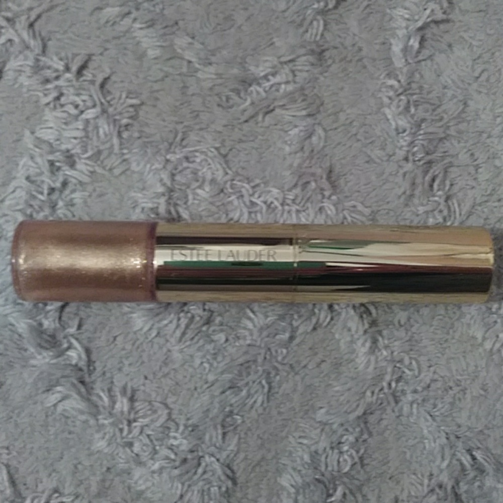 Estee Lauder lip and cheek duo